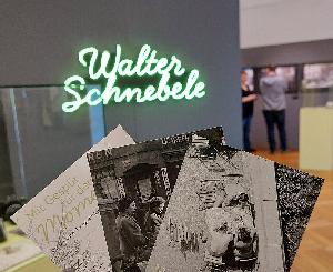 Führung durch Schnebele-Ausstellung im Pfinzgaumuseum Karlsruhe